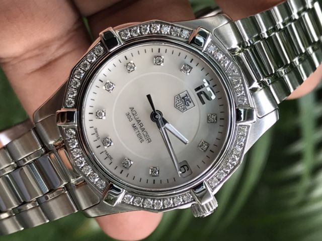 TAG Heuer Aquaracer Lady Full Diamond White Mother of pearl(BOY) 🇨🇭🇨🇭
    รูปที่ 2