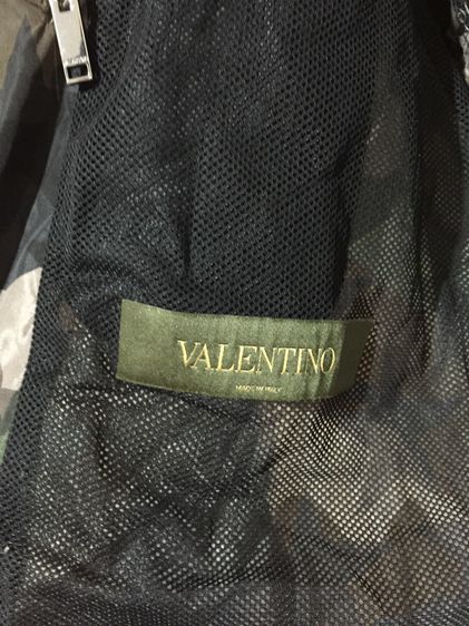 Valentino Star Camouflage Print Hooded Jacket รูปที่ 7