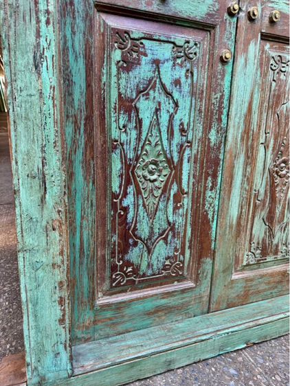 ประตูไม้บานเล็กสีเขียววินเทจ รูปที่ 11