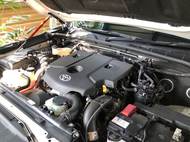 Toyota Fortuner 2023 2.4 G Utility-car ดีเซล ไม่ติดแก๊ส เกียร์อัตโนมัติ ขาว รูปที่ 2