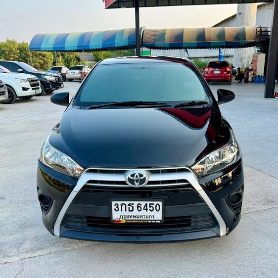 Toyota Yaris 2014 1.2 E Sedan เบนซิน ไม่ติดแก๊ส เกียร์อัตโนมัติ ดำ รูปที่ 4