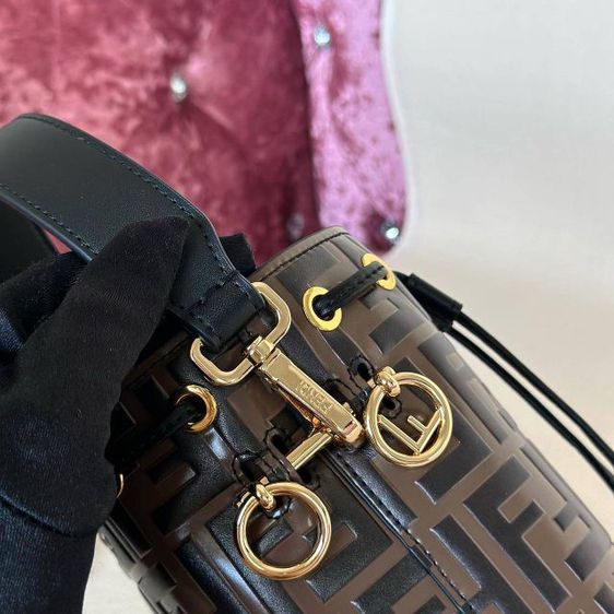 ขายกระเป๋าBucket Fendi หนังแท้ ทรงสวย จัดส่งฟรี รูปที่ 4