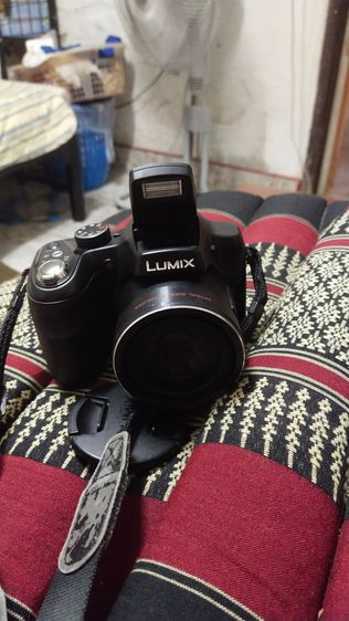 ขายกล้องดิจิตอล พานาโซนิค Panasonic LUMIX DMC-LZ30 Camera

มือสอง ตามภาพ
✅มีการด์1อัน
✅ขายตามภาพ 
✅ใช้งานปกติ
✅35 x zoom
✅กระเป๋า1ใบ รูปที่ 16