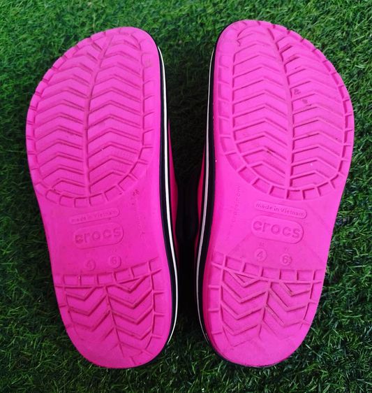 รองเท้า Crocs Candy Pink-Black และ Croc Jibbitz ของแท้ Size M-4  W-6 มือสองของแท้จากญี่ปุ่น รูปที่ 7