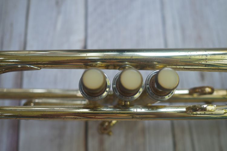 Yamaha Bb Trumpet ทรัมเป็ตยามาฮ่า รุ่น YTR-233 รูปที่ 6