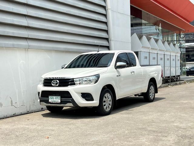 Toyota Hilux Revo 2019 2.4 J Plus Pickup ดีเซล ไม่ติดแก๊ส เกียร์ธรรมดา ขาว รูปที่ 2