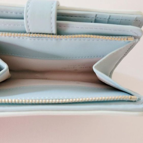 กระเป๋าสตางค์ Kate Spade Carey Medium Compact Bifold Wallet สีฟ้า รูปที่ 5