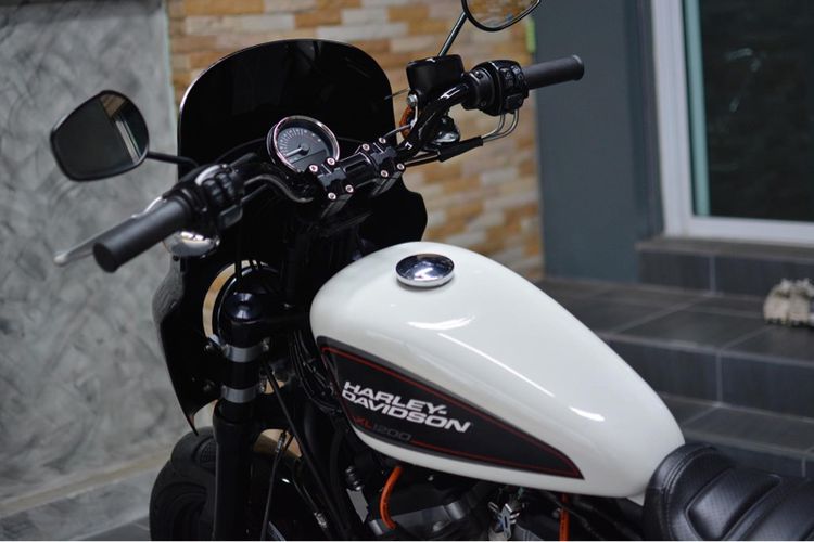 Harley-Davidson Roadster1200cc® ปี2019 Club Style รูปที่ 18