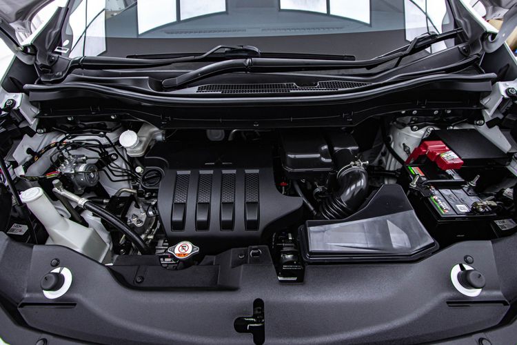 Mitsubishi Xpander 2019 1.5 GT Utility-car เบนซิน เกียร์อัตโนมัติ ขาว รูปที่ 4