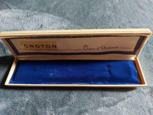 Antique  Croton watch box รูปที่ 3