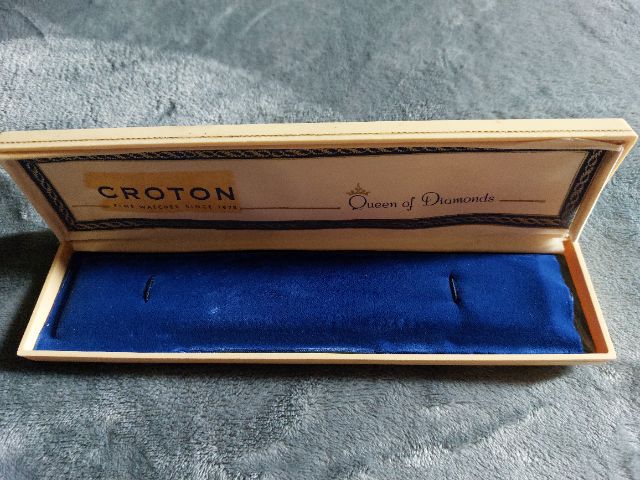 Antique  Croton watch box รูปที่ 5