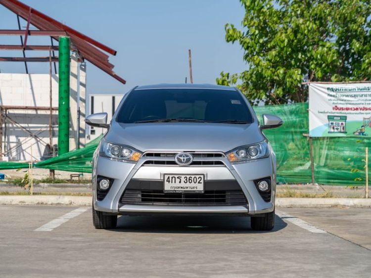 Toyota Yaris 2015 1.2 G Sedan เบนซิน ไม่ติดแก๊ส เกียร์อัตโนมัติ เทา รูปที่ 2