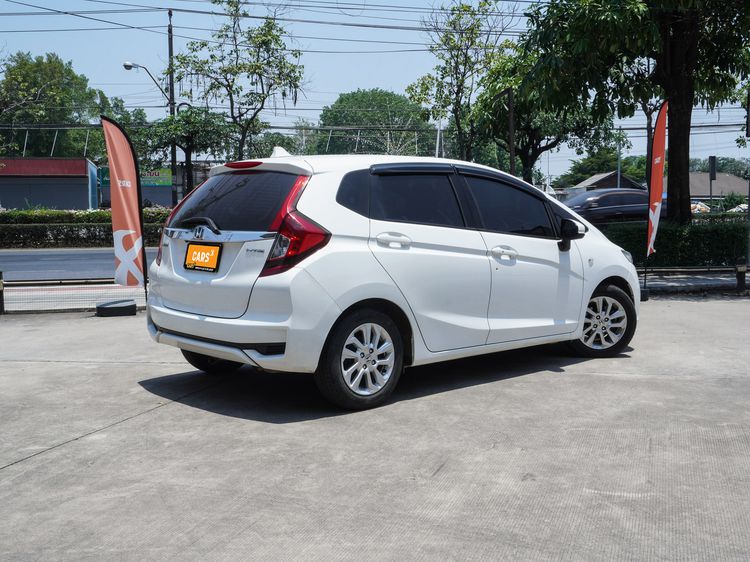 Honda Jazz 2018 1.5 V Plus i-VTEC Sedan เบนซิน ไม่ติดแก๊ส เกียร์อัตโนมัติ ขาว รูปที่ 4