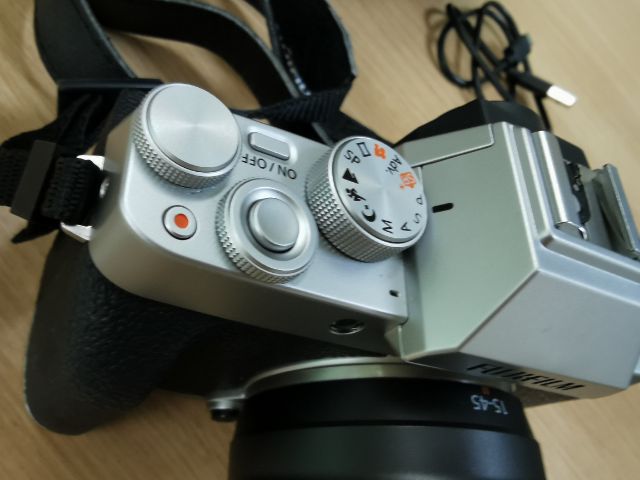 กล้อง​ Fuji X-T200 สภาพ​ใหม่มาก​ ไม่มีแบตเตอรี่ รูปที่ 11
