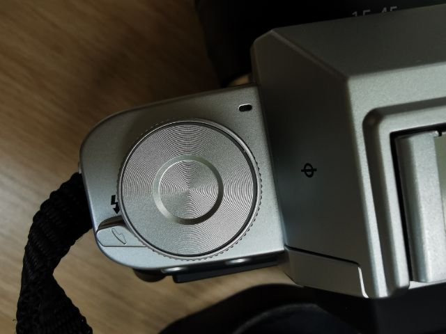 กล้อง​ Fuji X-T200 สภาพ​ใหม่มาก​ ไม่มีแบตเตอรี่ รูปที่ 9