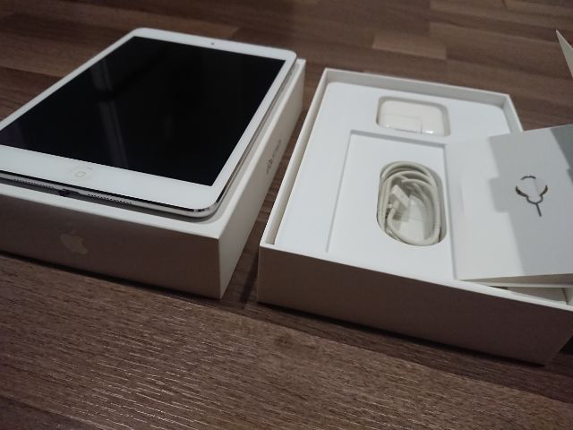Apple iPad mini 2 Wi-Fi Cellular 16GB Silver รูปที่ 11
