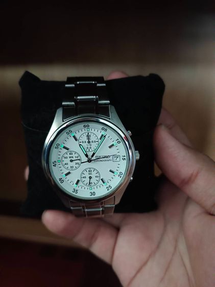 าฬิกา Seiko มือสองของแท้ รุ่น Seiko Solar Chronograph V657-7100 หน้าปัดสีขาว รูปที่ 4