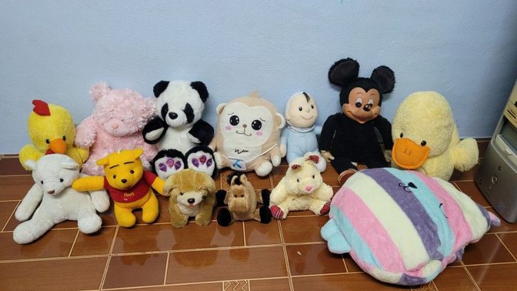 โมบายตุ๊กตารูปสัตว์ สีสันสดใสน่ารัก เสริมพัฒนาการลูกน้อย มีเสียงเบาๆมีห่วงสำหรับเวลาดึงเชือกลงมาขนาดยาว 13 cm.ลึก 6 cm.สูง 17 cm.สภาพสวยเดิม รูปที่ 11