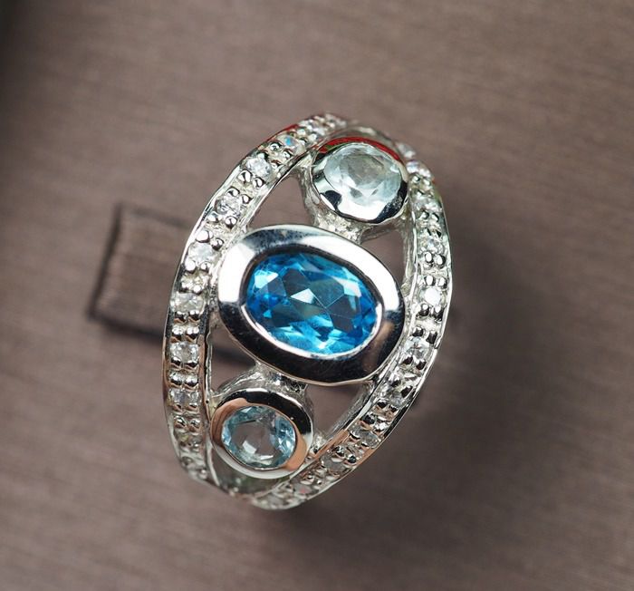 แหวนพลอยแท้โทปาสสีฟ้าสดสวยและสีฟ้าอ่อน (3150) รูปที่ 5