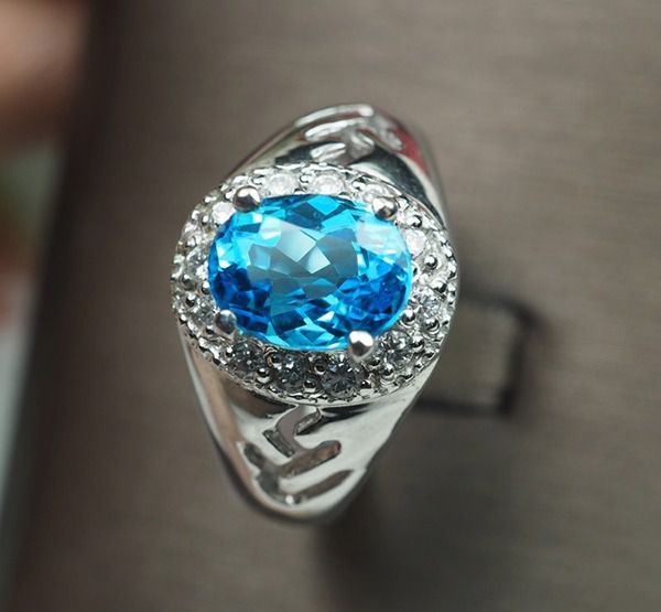แหวนพลอยแท้โทปาสสีฟ้าสดใส 3 กะรัต (4990) รูปที่ 3