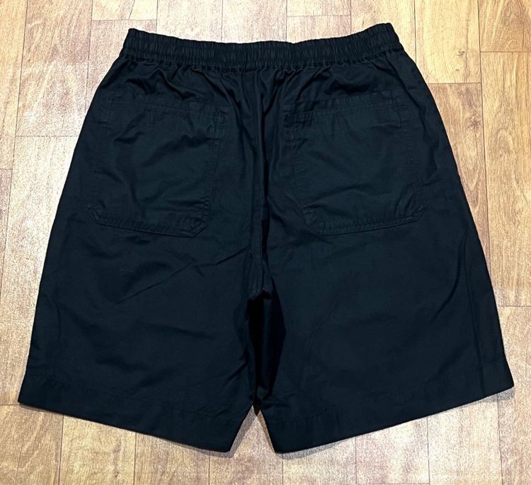 กางเกง Unilqo U Easy Wide-Fit Shorts รูปที่ 2
