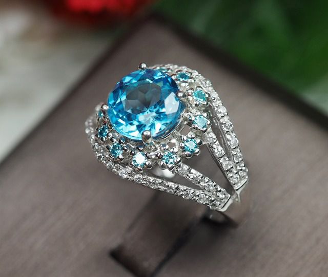 แหวนพลอยแท้โทปาสสีฟ้าสดใส 2 กะรัต (5066) รูปที่ 3