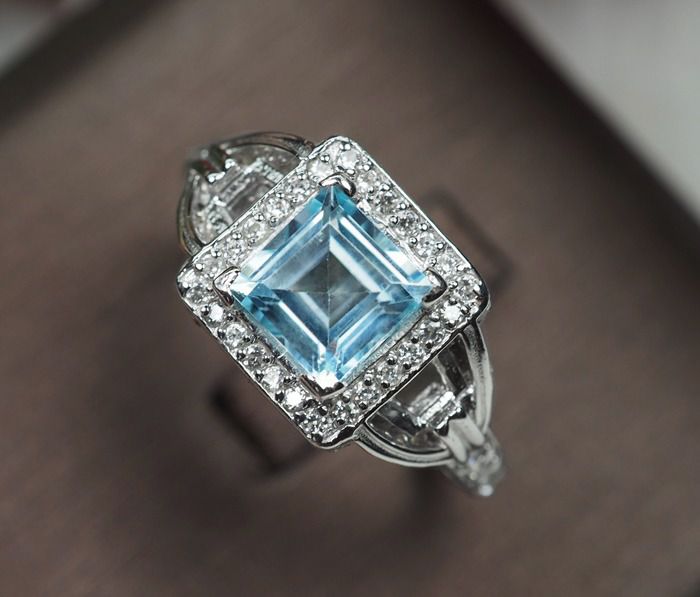 แหวนพลอยโทปาสสีฟ้าใส 1.15 กะรัต (7523) รูปที่ 4