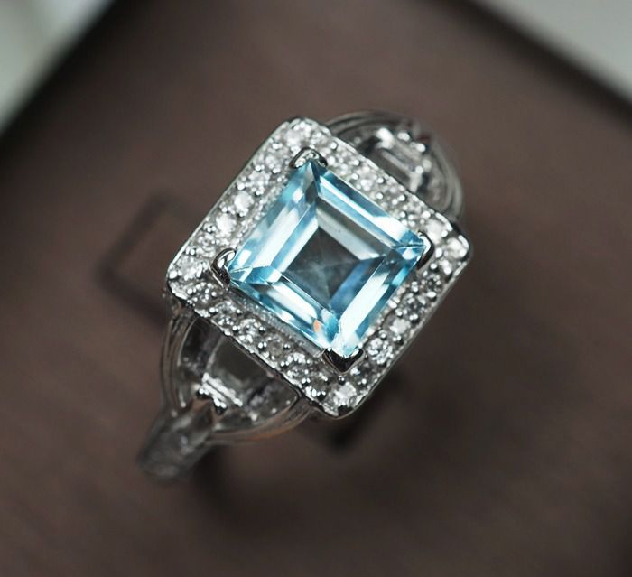 แหวนพลอยโทปาสสีฟ้าใส 1.15 กะรัต (7523) รูปที่ 6