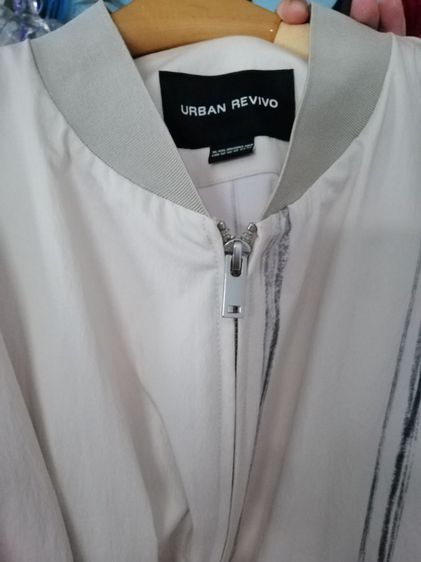 เสื้อแจ็คเก็ต​ urban ravivo ของแท้ รูปที่ 6