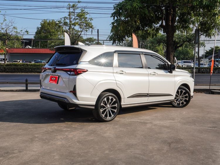 Toyota Veloz 2023 1.5 Premium Utility-car เบนซิน ไม่ติดแก๊ส เกียร์อัตโนมัติ ขาว รูปที่ 4