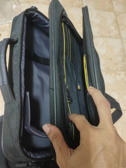กระเป๋าสะพายใส่โน๊ตบุ๊ค ขนาด 14-17 นิ้ว ยี่ห้อ case logic รูปที่ 8