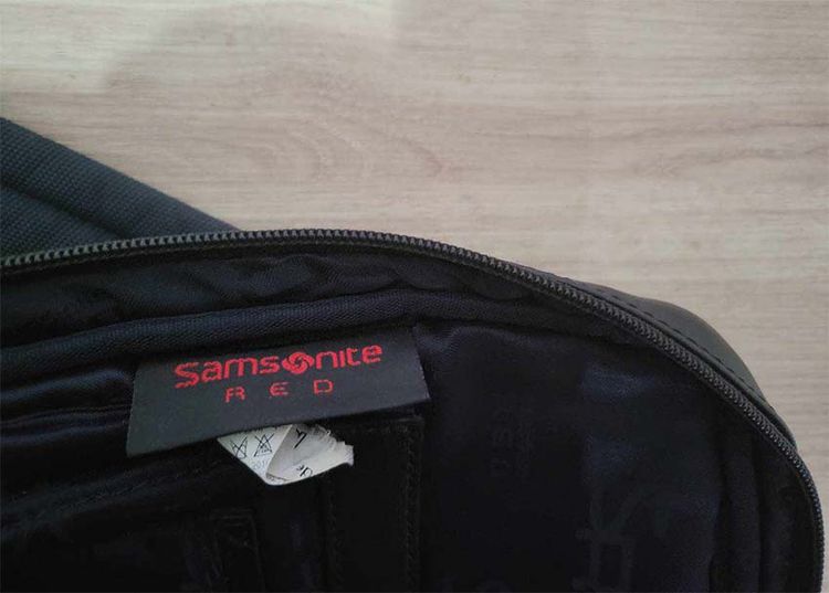 Samsonite Backpack สีกรม ทรงสวย สภาพสวย รูปที่ 5
