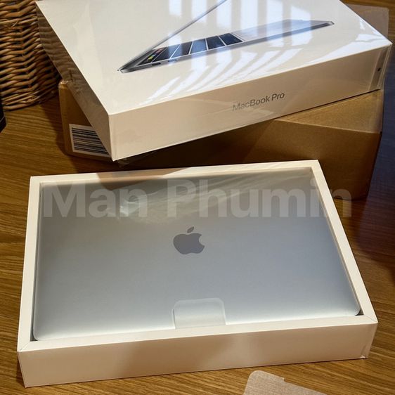Macbook Pro 13” 2020 Silver รูปที่ 2