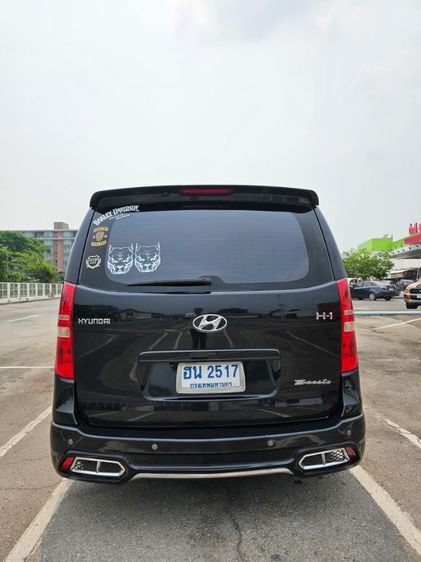 Hyundai H-1  2011 2.5 Deluxe Van ดีเซล เกียร์อัตโนมัติ ดำ รูปที่ 3