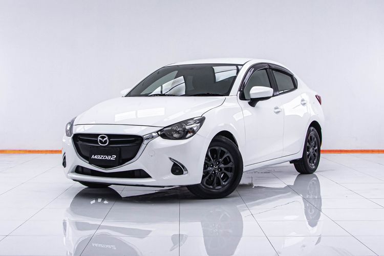 Mazda Mazda 2 2017 1.3 High Sedan เบนซิน ไม่ติดแก๊ส เกียร์อัตโนมัติ ขาว รูปที่ 4