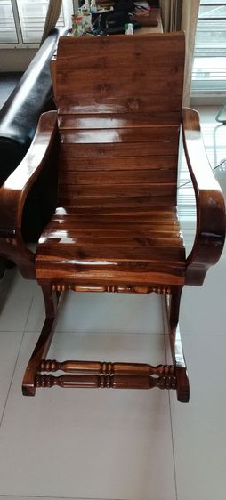 เก้าอีโยก ไม้ประดู่  เป็นของใหม่เอี่ยม เงาวับ รูปที่ 17