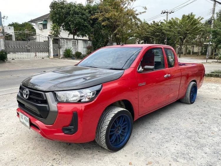 Toyota Hilux Revo 2020 2.4 E Pickup ดีเซล ไม่ติดแก๊ส เกียร์ธรรมดา แดง