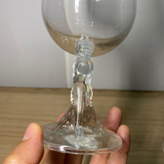 แก้วก้านรูปผู้ชายสไตล์โรมัน Nikka whisky  รูปที่ 4
