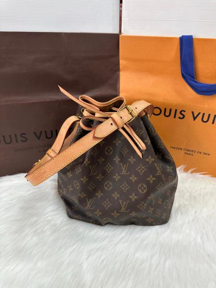 กระเป๋า Louis Vuitton Noe Monogram มือสอง ของแท้ รูปที่ 2