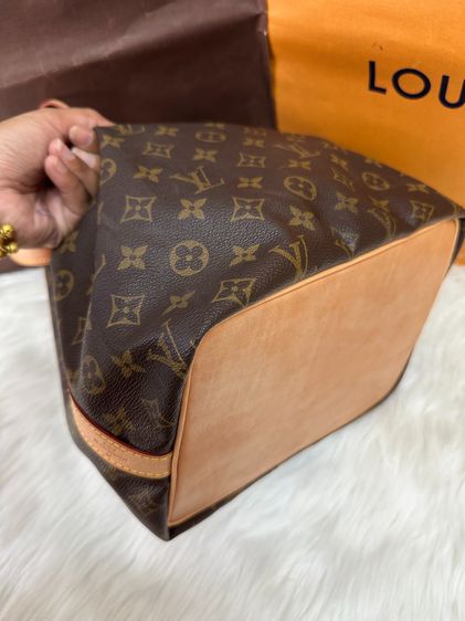 กระเป๋า Louis Vuitton Noe Monogram มือสอง ของแท้ รูปที่ 14