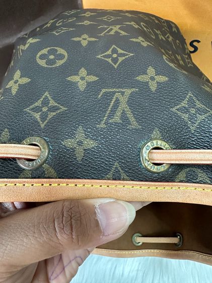 กระเป๋า Louis Vuitton Noe Monogram มือสอง ของแท้ รูปที่ 8
