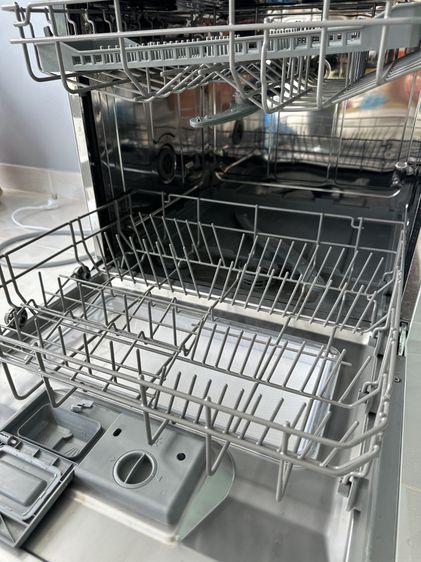 Tabletop dishwasher ELECTROLUX ESF6010BW รูปที่ 4