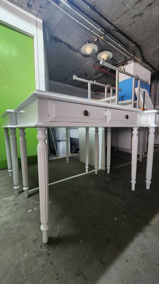 โต๊ะทำงานไม้จริงทำสีขาว สไตล์วินเทจ รูปที่ 2