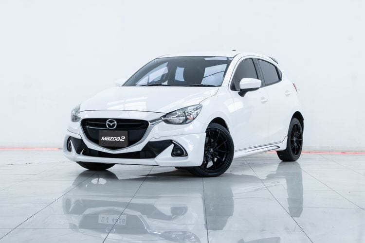 Mazda Mazda 2 2017 1.3 Sports High Connect Sedan เบนซิน ไม่ติดแก๊ส เกียร์อัตโนมัติ ขาว รูปที่ 2