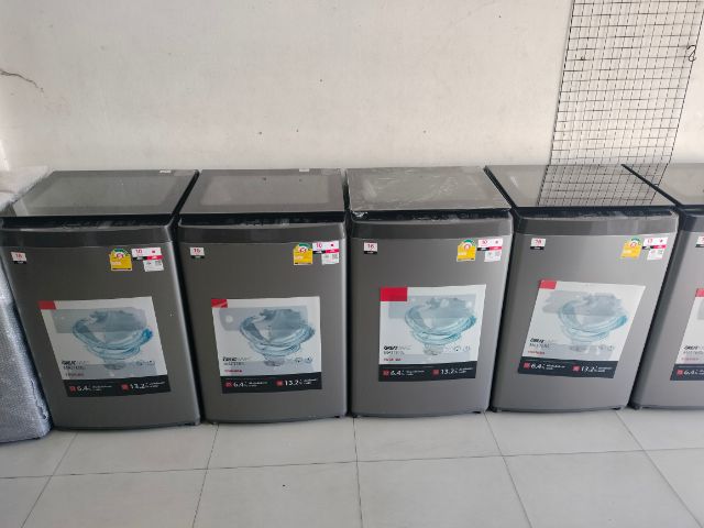 เครื่องซักผ้าถังเดี่ยว toshiba ระบบ inverter 16 กิโลเป็นสินค้าใหม่ยังไม่ผ่านการใช้งานประกันศูนย์ toshiba ราคา 6,990 บาทสนใจโทร 085-386-1317 รูปที่ 3