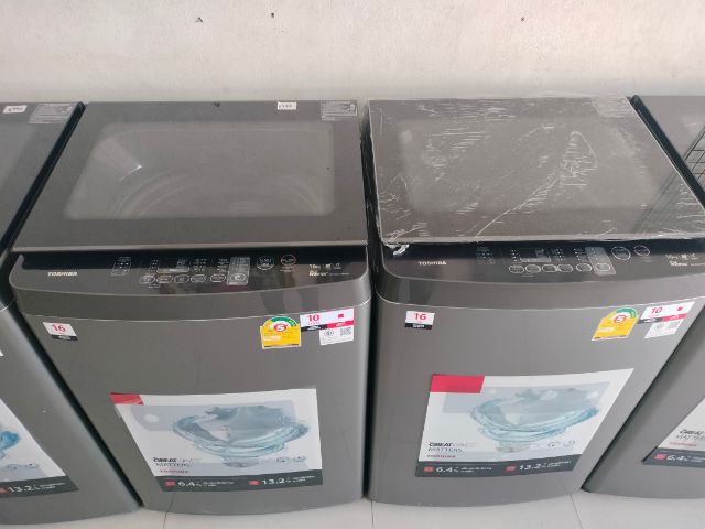 เครื่องซักผ้าถังเดี่ยว toshiba ระบบ inverter 16 กิโลเป็นสินค้าใหม่ยังไม่ผ่านการใช้งานประกันศูนย์ toshiba ราคา 6,990 บาทสนใจโทร 085-386-1317 รูปที่ 4