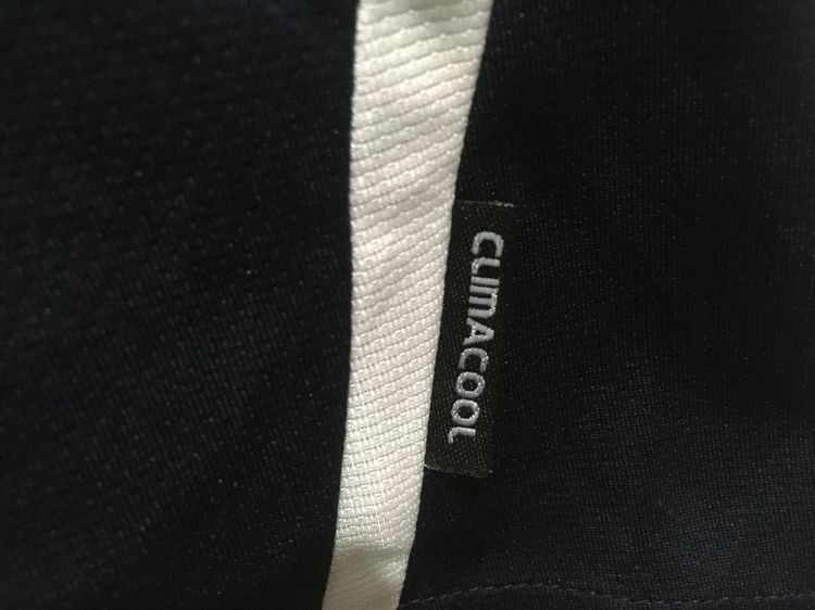 เสื้อกีฬา แขนสั้น CLIMACOOL แบรนด์ Adidas สีกรมแถบขาวแดง รูปที่ 7