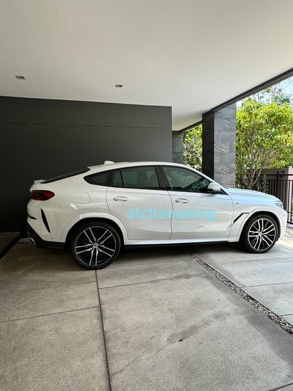 BMW X6 2022 3.0 xDrive40i M Sport Sedan เบนซิน ไม่ติดแก๊ส เกียร์อัตโนมัติ ขาว รูปที่ 4