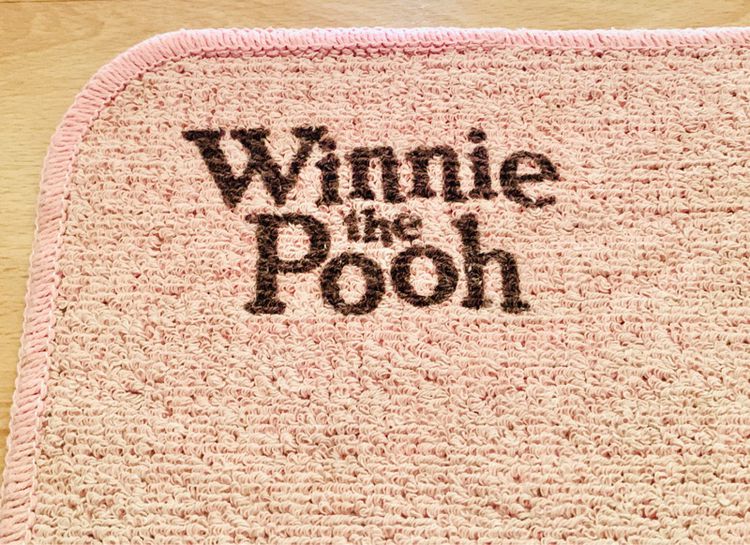 พรมเช็ดเท้า (ผืนยาว) สีชมพูลายการ์ตูน Winnie the Pooh (Made in Vietnam) มือสองสภาพดี สินค้าญี่ปุ่น-เกาหลีแท้ รูปที่ 2