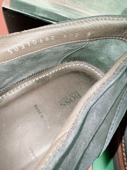 รองเท้าหนังแท้ Hugo Boss Sz.9us42eu27cm Made in Italy สีกรมท่า สภาพสวยมาก ไม่ขาดซ่อม ใส่ทำงานออกงานหล่อๆ รูปที่ 13
